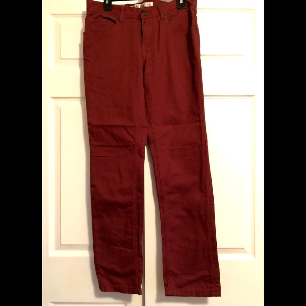 Men’s Pants from Forever 21. Color: Burgundy.